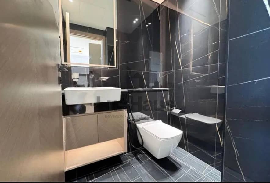 Pool View | Smart Home | Available soon - Image 8