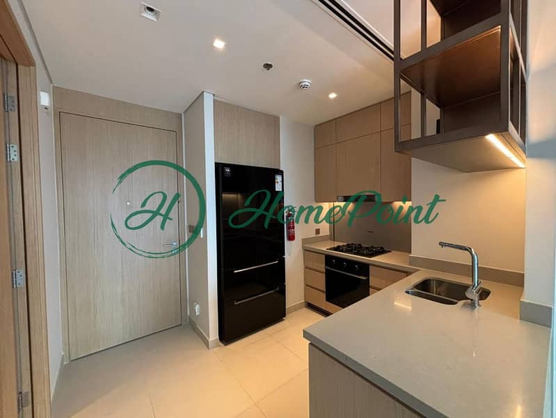 Stunning 2 BR with Burj Khalifa View