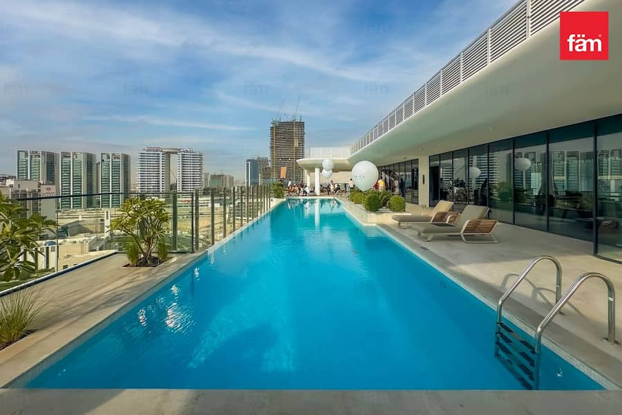 High Floor. Premium Finishing. ResortStyle