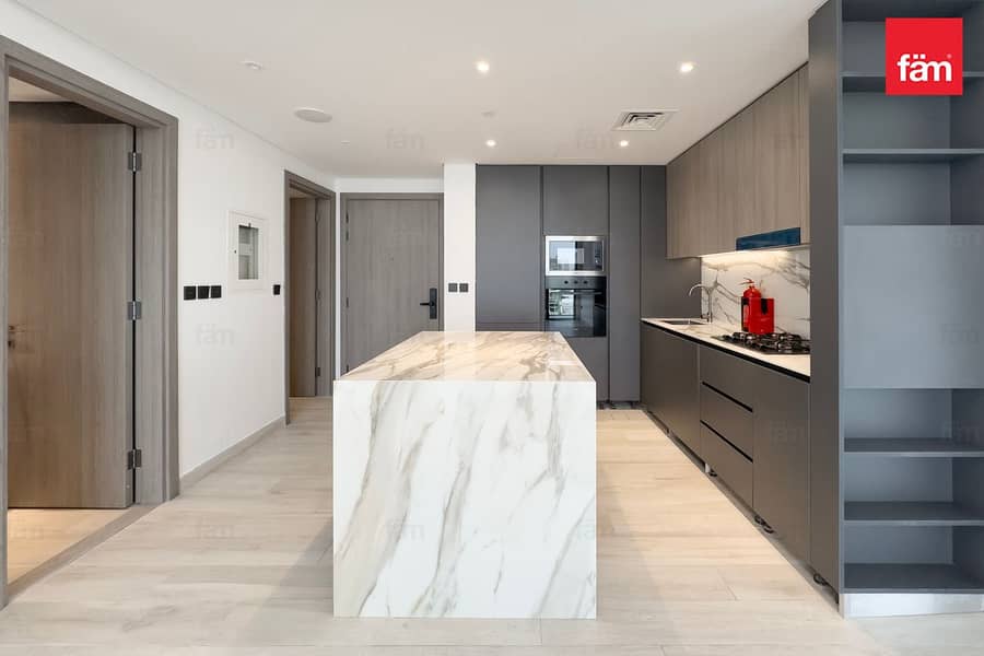 High Floor. Premium Finishing. ResortStyle