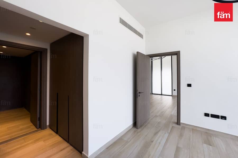 Resort Style Living | Premium Fitted Kitchen. - Image 14