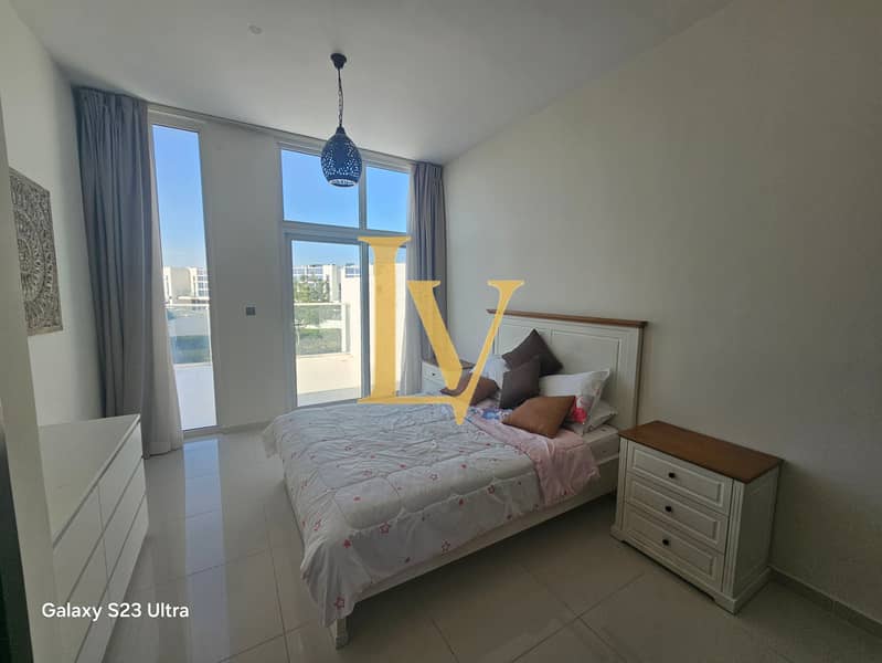 R2M11 | Closed Kitchen | Rented - Image 10