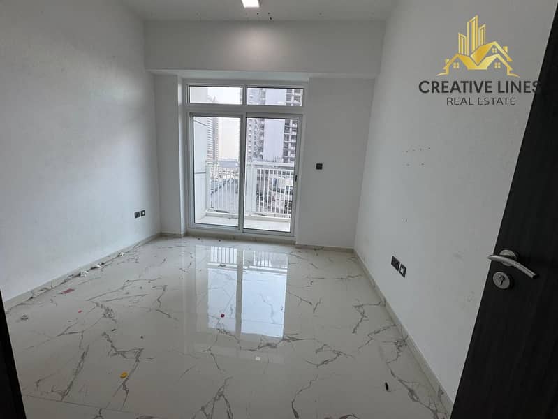 Zero commission// very spacious 2BHK// Next to bus stop// ready to move in// all amenities