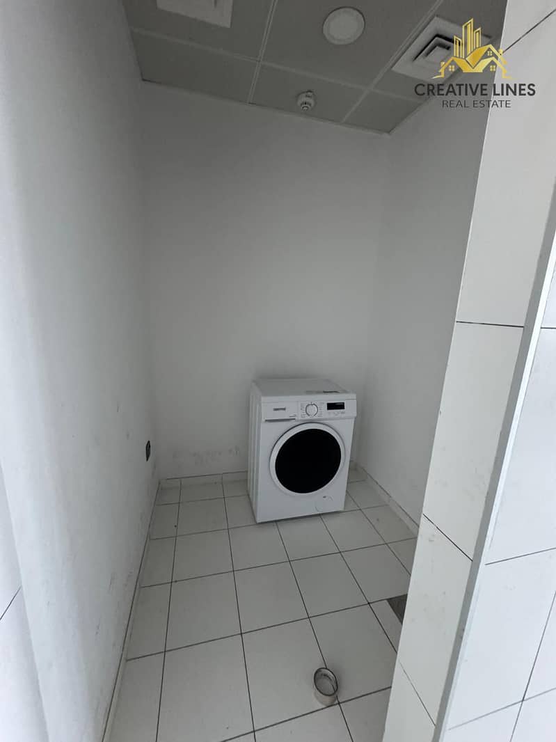 Zero commission// very spacious 2BHK// Next to bus stop// ready to move in// all amenities - Image 9