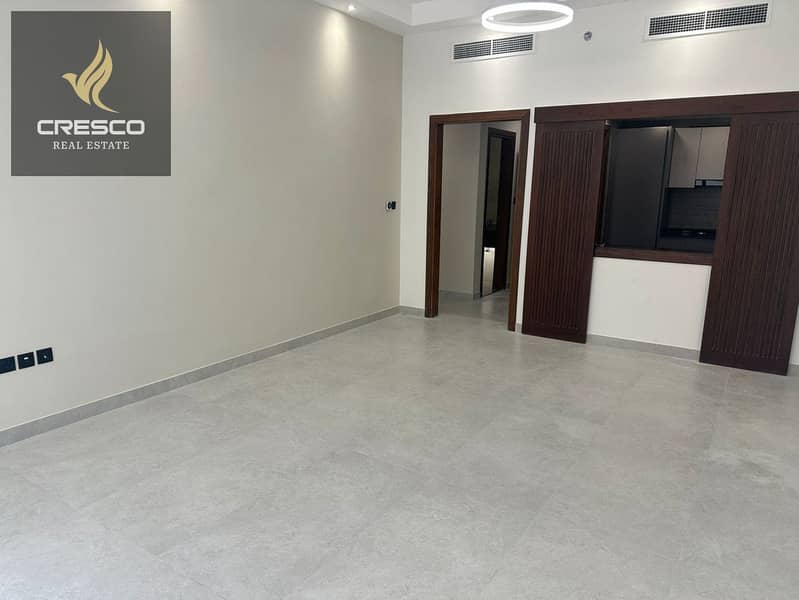 CHILLER FREE | NEAR TO METRO | SPACIOUS LAYOUT