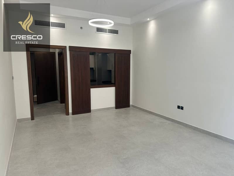 CHILLER FREE | NEAR TO METRO | SPACIOUS LAYOUT