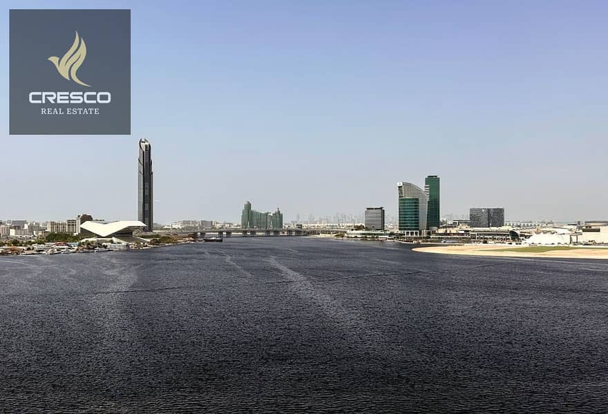 Elegant Unit | Creek Views | Prime Location - Image 8