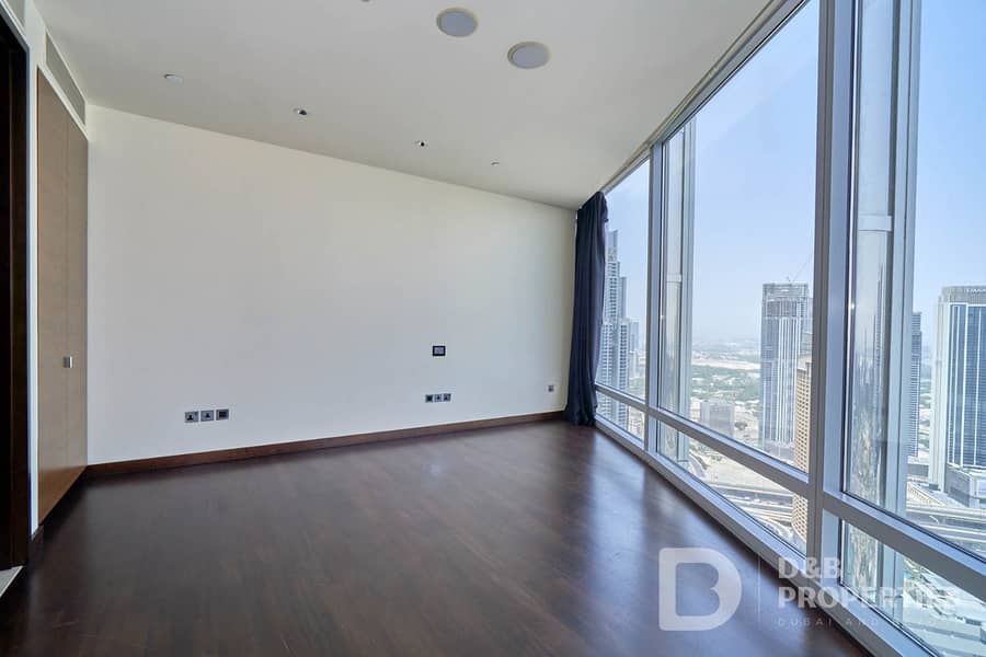 Panoramic | No Pillars | Partial Fountain View - Image 7