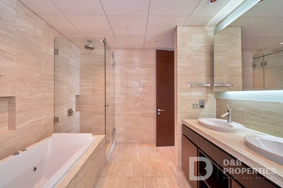 Panoramic | No Pillars | Partial Fountain View - Image 13