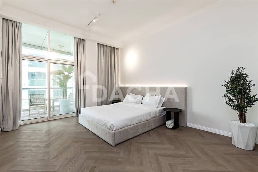 Upgraded | Canal View | Newley Furnished - Image 9
