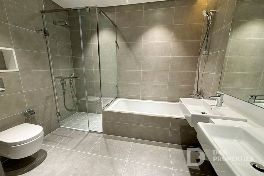 Lagoon View | Fully Furnished | Vacant - Image 10