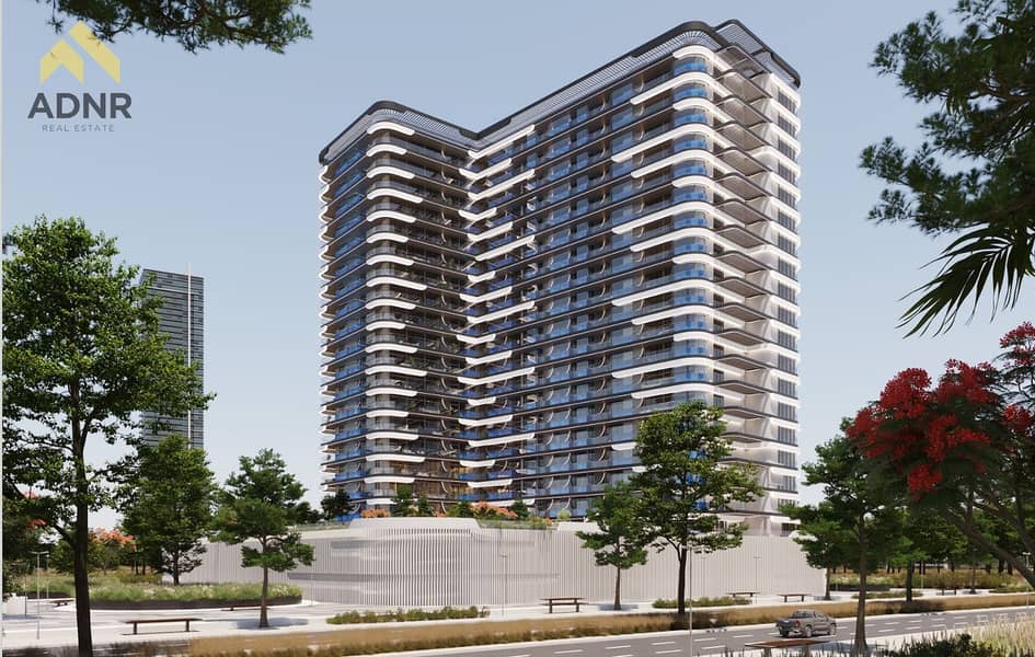 private pool / luxury living / high floor / lifestyle amenities