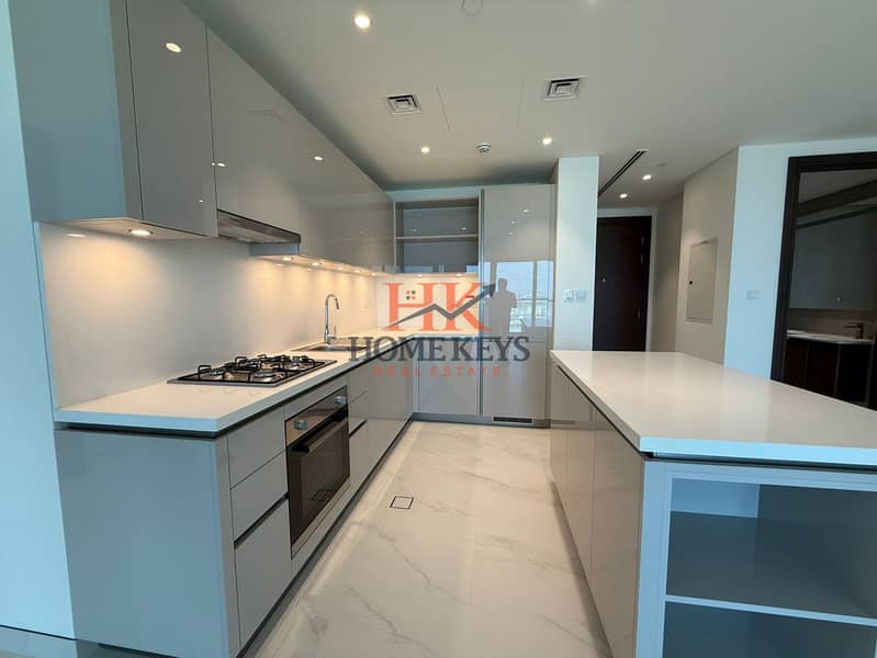 Hot deal || 2 Bedroom Apartment || Brand New || Burj Khalifa & Downtown View || Spacious Living Area || Ready to Move