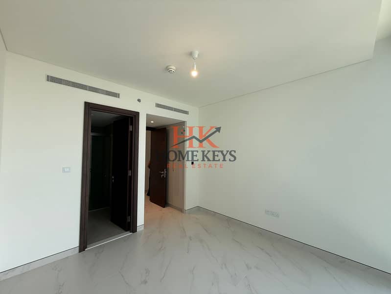 Hot deal || 2 Bedroom Apartment || Brand New || Burj Khalifa & Downtown View || Spacious Living Area || Ready to Move