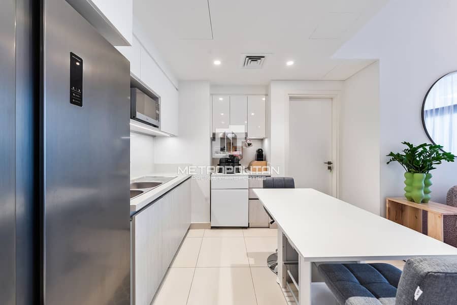 2 Bedrooms | Pool View | Motivated seller