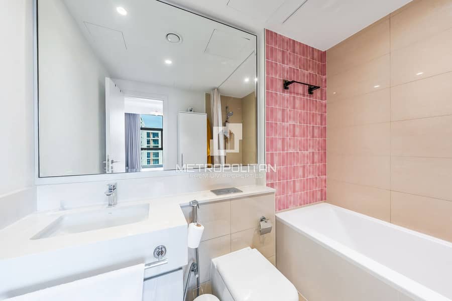 2 Bedrooms | Pool View | Motivated seller - Image 9