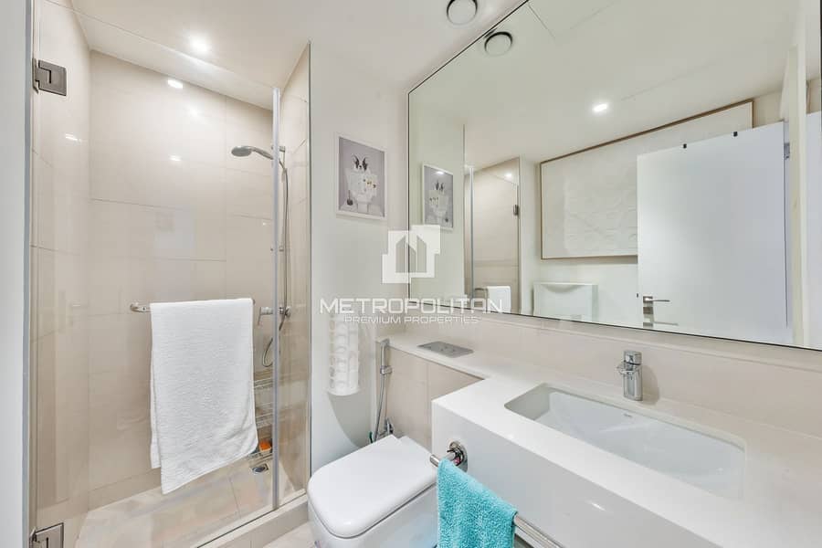 2 Bedrooms | Pool View | Motivated seller - Image 14
