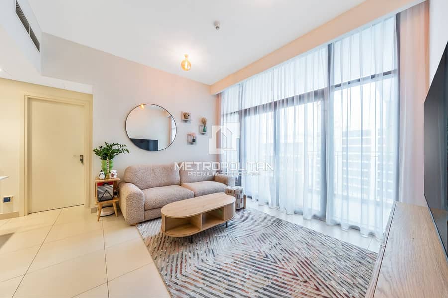 2 Bedrooms | Pool View | Motivated seller - Image 16