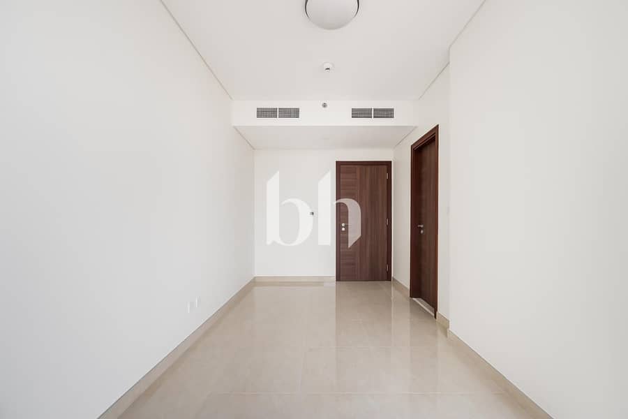 Handover Complete | Full Burj View | Contemporary - Image 9