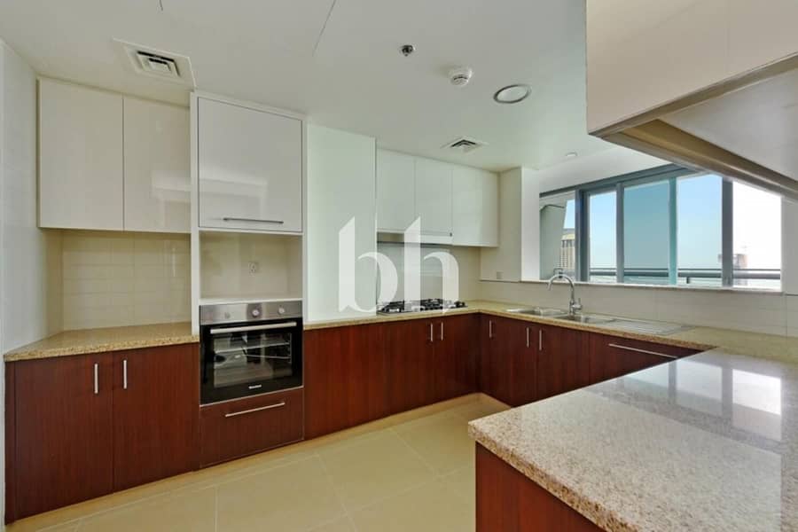 High Floor | Burj View | Furnished and Spacious - Image 17