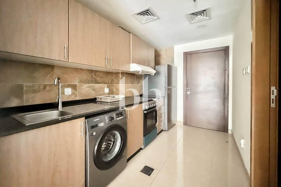 Furnished | Huge Studio | With Balcony And Parking - Image 8