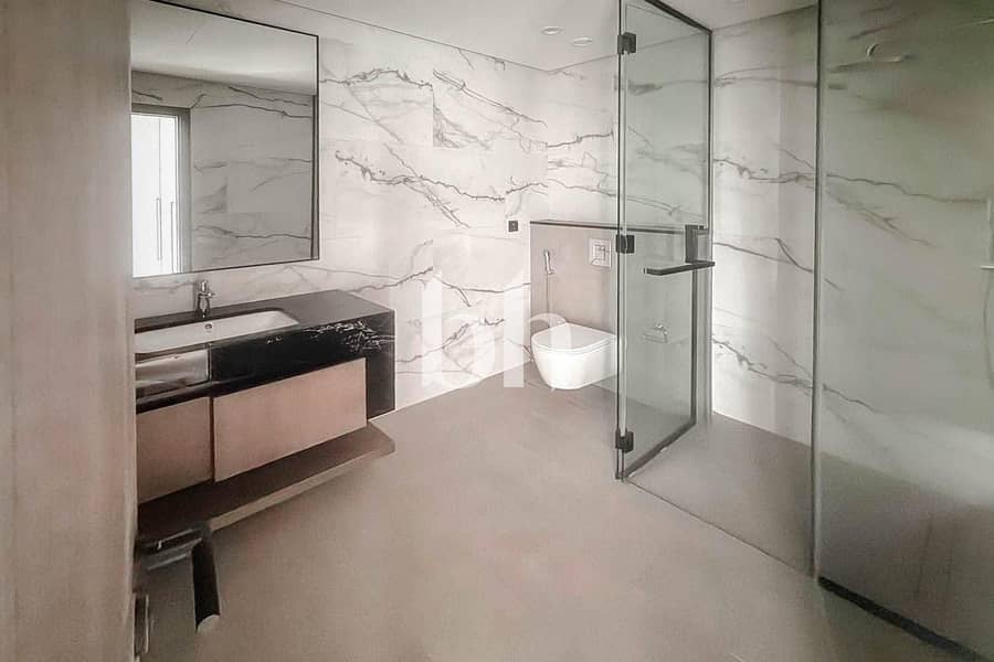 Brand New | Prime Location | Burj Khalifa View - Image 21