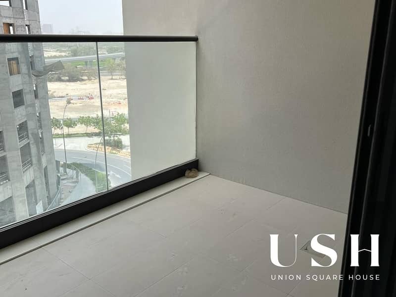 Genuine Resale | High ROI | Well Maintained | Vacant March 2026 - Image 8