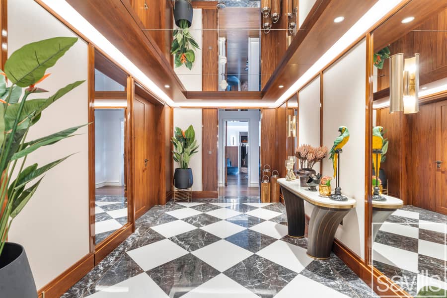 Exclusive | Fully Upgraded | Half Floor - Image 10