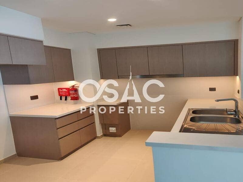 Mid Floor | Fountain Views | Vacant Now