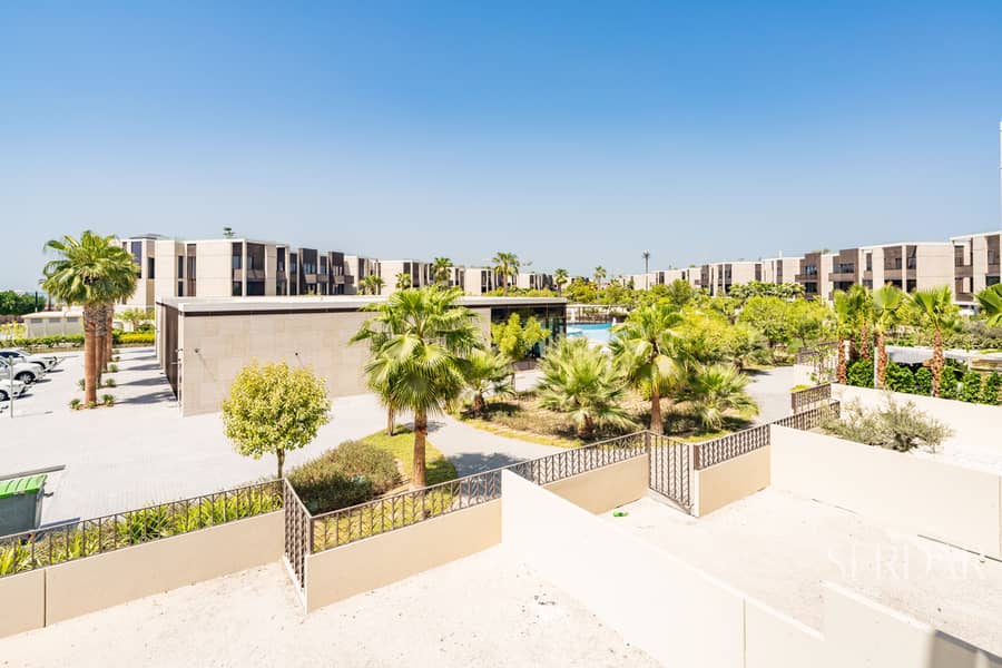 Vacant Unit | Sea-Facing View | Near Beach Access