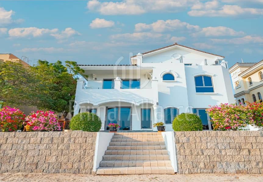 Private Pool | Luxurious Villa | Renovated