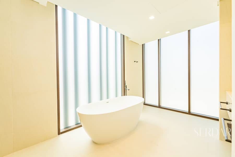 Vacant Unit | Sea-Facing View | Near Beach Access - Image 17