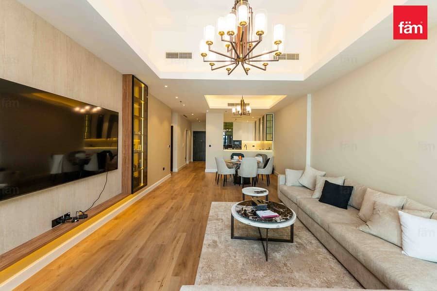 Full Yacht & Marina Club View | Full Skyline View