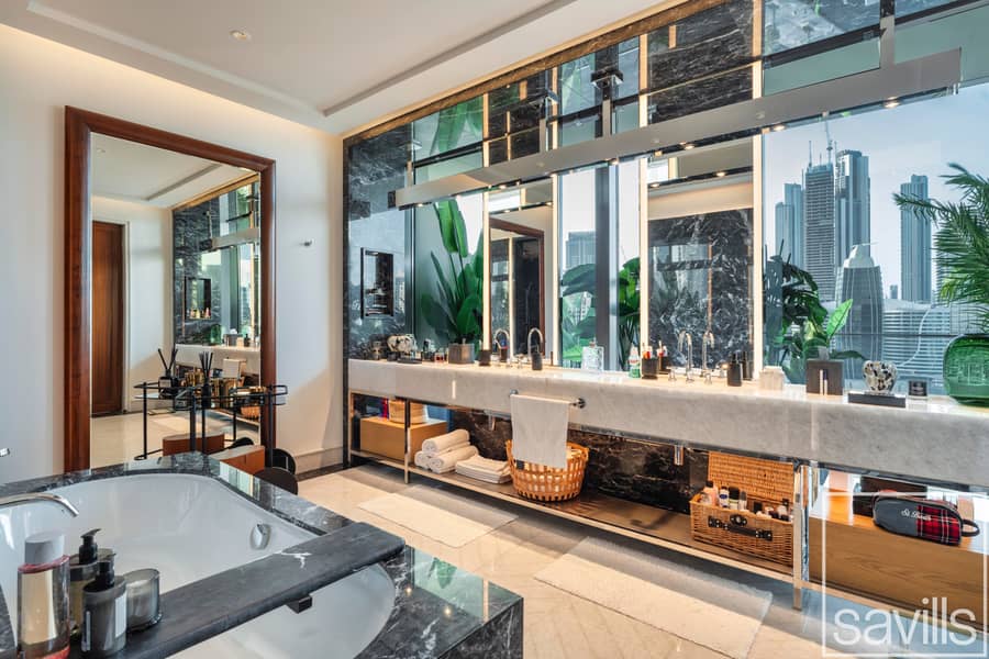 Exclusive | Fully Upgraded | Half Floor - Image 26