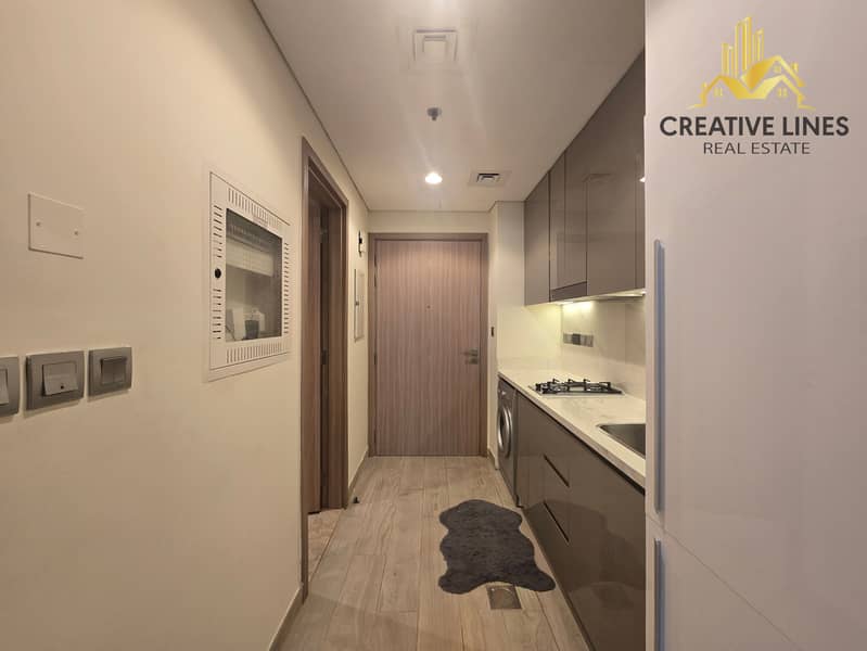 Fully Furnished || High Floor || Downtown View ||