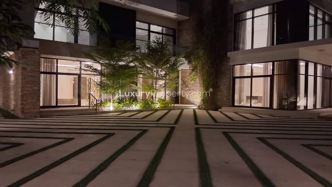 Luxury | Vacant | 6 Bed | Golf Course View