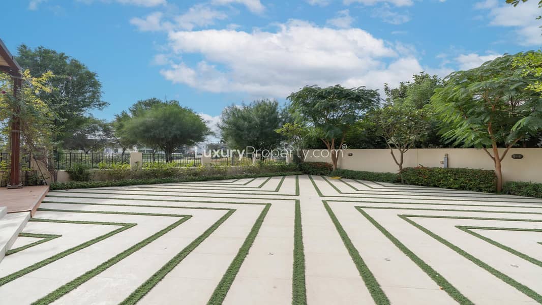 Luxury | Vacant | 6 Bed | Golf Course View