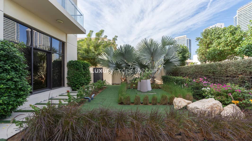 Luxury | Vacant | 6 Bed | Golf Course View - Image 16