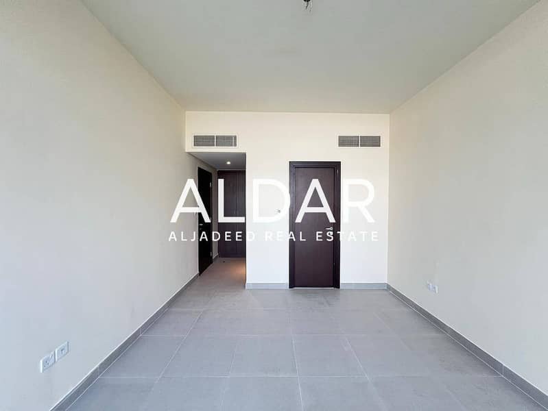 Fresh Garden | Spacious | Single Row | Full Privacy