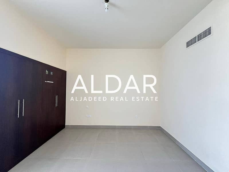 Fresh Garden | Spacious | Single Row | Full Privacy - Image 7