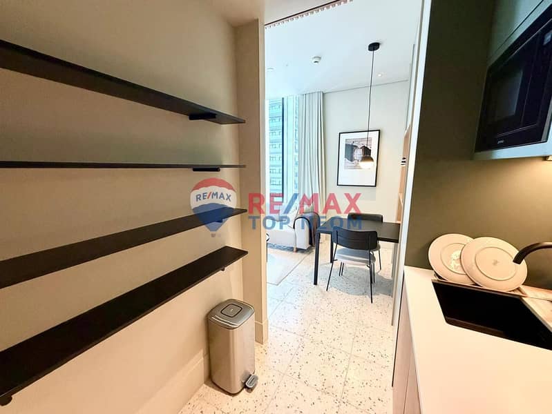 PREMIUM STUDIO || FULLY FURNISHED || HIGH FLOOR
