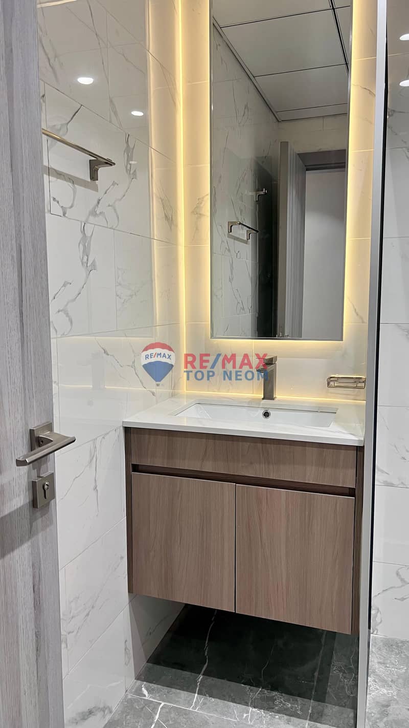 LUXURIOS STUDIO | FULLY FURNISHED | HIGH FLOOR - Image 8