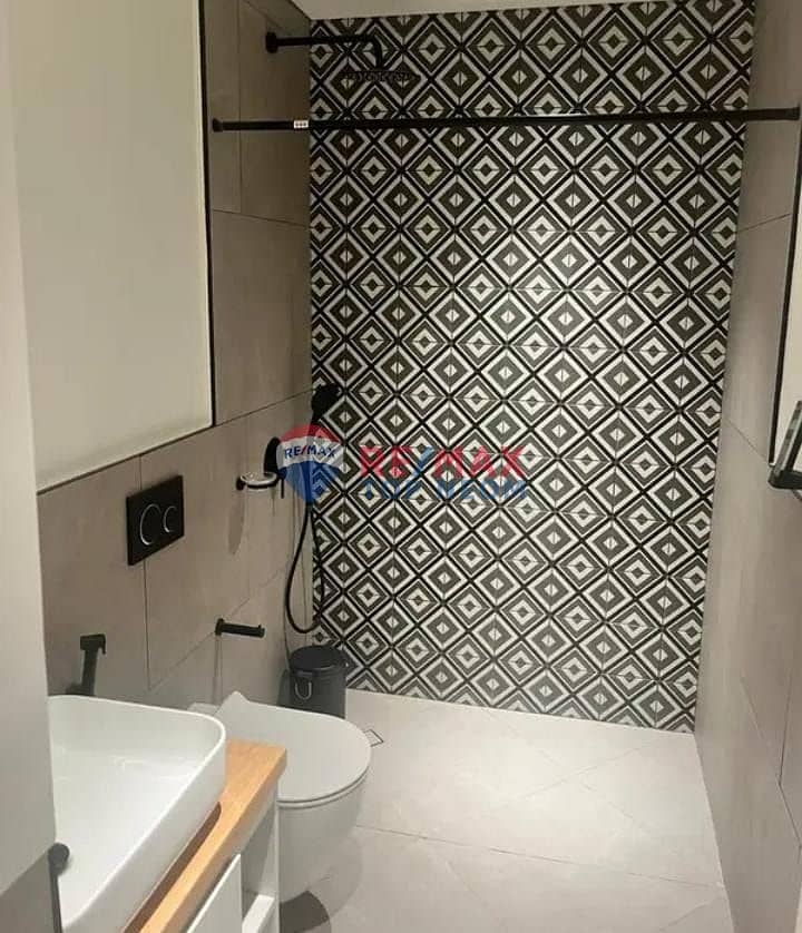 COMMUNITY VIEW | SPACIOUS LAYOUT | HIGH FLOOR - Image 8