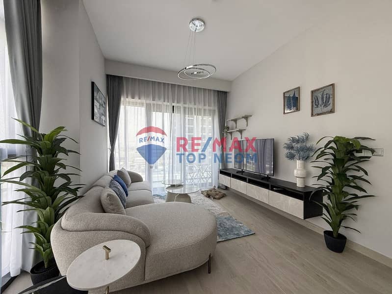 CORNER UNIT | OVERLOOKING ROAD & COMMUNITY | LUXURY FURNISHED