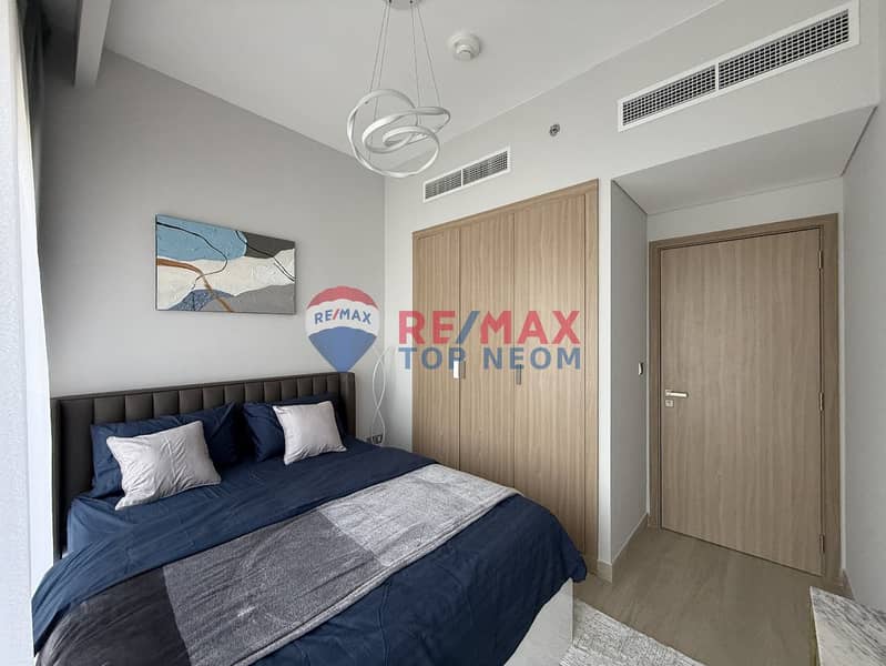 CORNER UNIT | OVERLOOKING ROAD & COMMUNITY | LUXURY FURNISHED