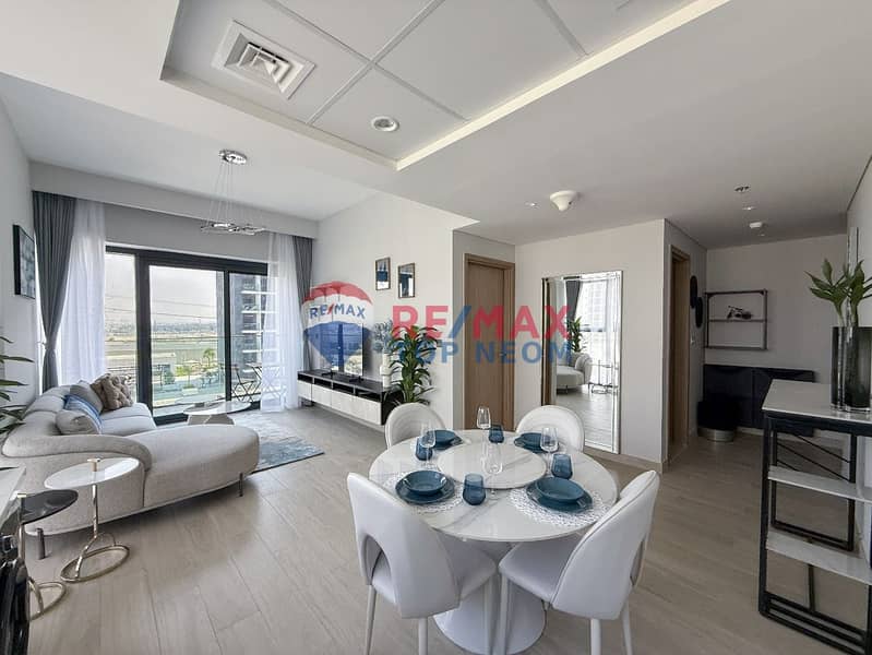 CORNER UNIT | OVERLOOKING ROAD & COMMUNITY | LUXURY FURNISHED - Image 10