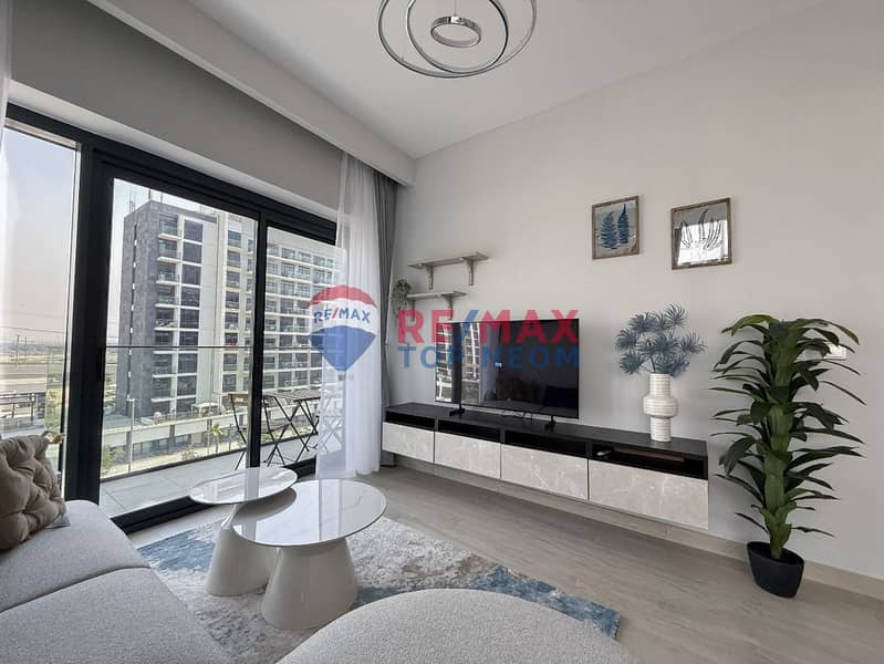 CORNER UNIT | OVERLOOKING ROAD & COMMUNITY | LUXURY FURNISHED - Image 14