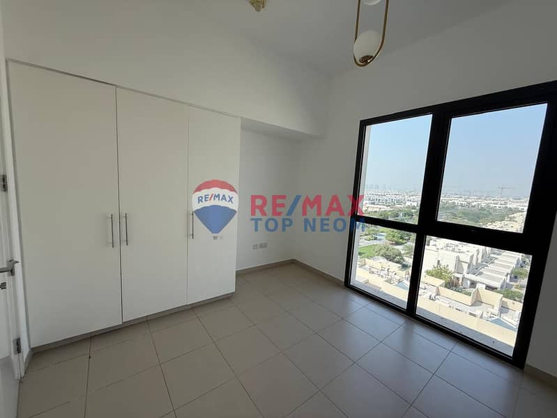 UPGRADED 2 BHK / SERIOUS SELLER / VACANT - Image 6