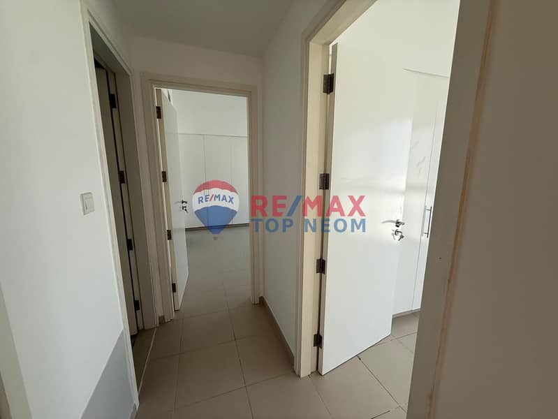 UPGRADED 2 BHK / SERIOUS SELLER / VACANT - Image 12