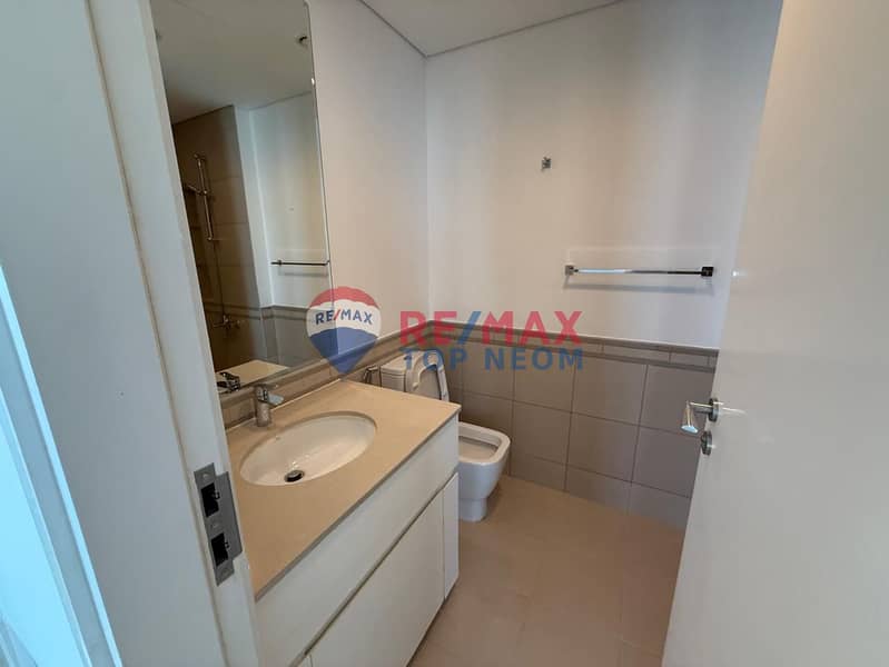 UPGRADED 2 BHK / SERIOUS SELLER / VACANT - Image 16